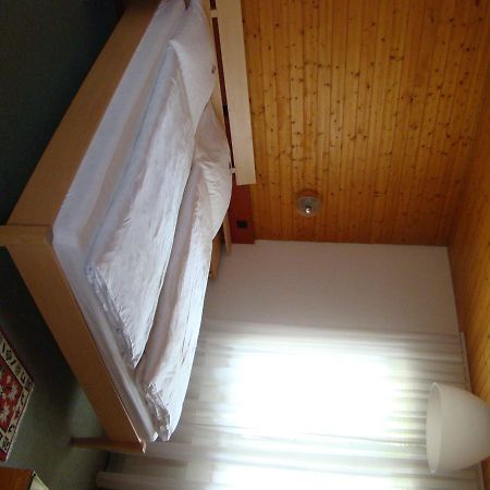 Guest House Bellerive Faulensee Exterior photo